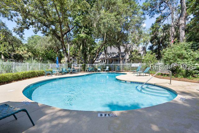 17 Plantation Homes Dr, Daufuskie Island, SC 29915