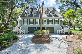 17 Plantation Homes Dr, Daufuskie Island, SC 29915