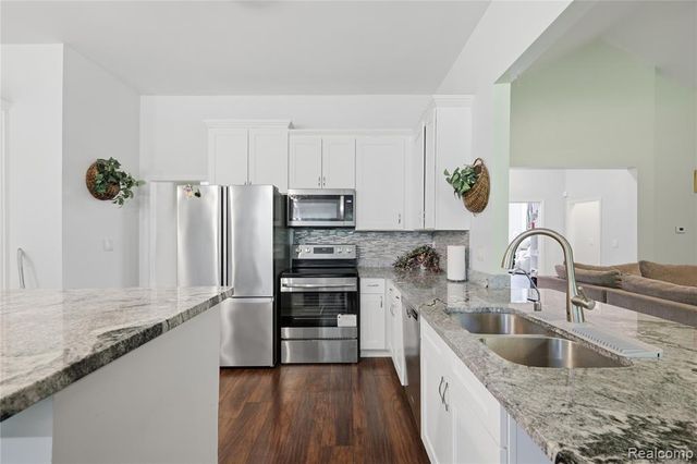 25212 Edgemont Drive, Southfield, MI 48033