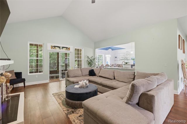 25212 Edgemont Drive, Southfield, MI 48033
