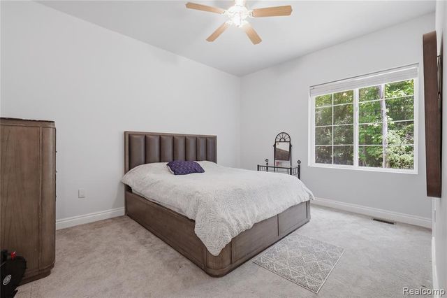 25212 Edgemont Drive, Southfield, MI 48033