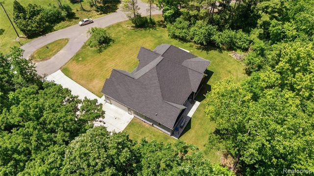 25212 Edgemont Drive, Southfield, MI 48033