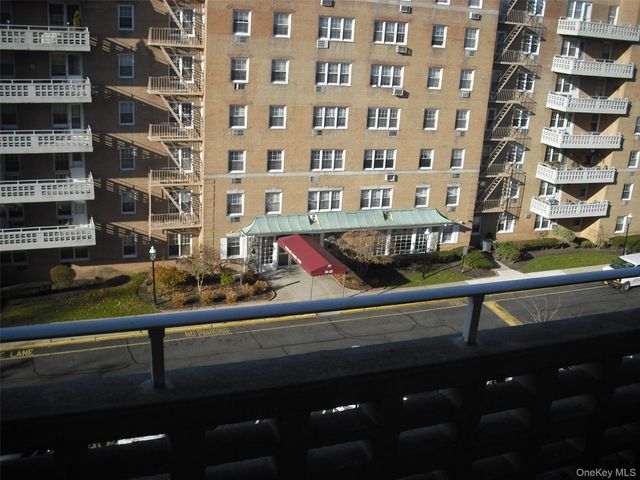 84-29 153RD Avenue 4N, Howard Beach, NY 11414