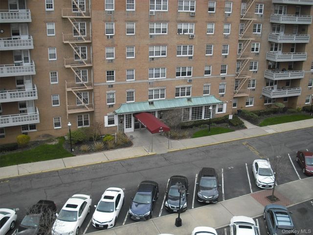 84-29 153RD Avenue 4N, Howard Beach, NY 11414