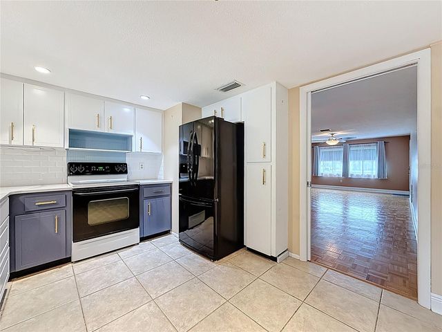 403 MINDY DRIVE, Largo, FL 33771