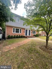 1210 PAYNE ST, Fredericksburg, VA 22401