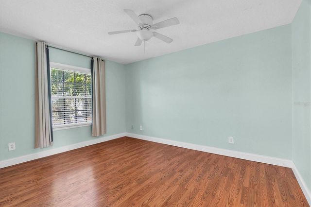 4858 COQUINA KEY DRIVE SE D, St Petersburg, FL 33705
