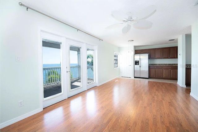 4858 COQUINA KEY DRIVE SE D, St Petersburg, FL 33705