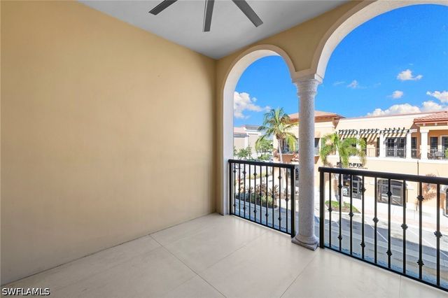 23191 Fashion Dr 8106, Estero, FL 33928