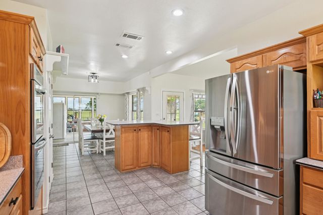 1143 RS County Road 2300, Emory, TX 75440