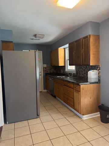 1284 MERRYCREST DR, Memphis, TN 38111