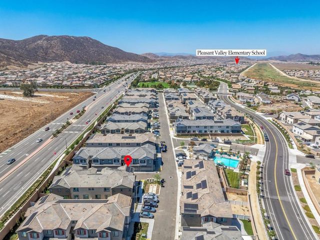 32837 Manhattan Ave., Winchester, CA 92596