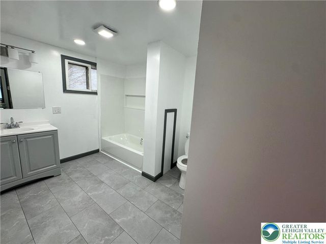 324 N Fountain Street, Allentown City, PA 18102