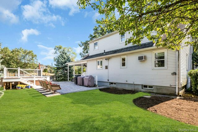 153 N Hickory Street, Massapequa, NY 11758