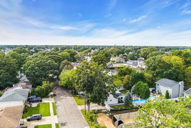 153 N Hickory Street, Massapequa, NY 11758