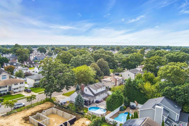 153 N Hickory Street, Massapequa, NY 11758