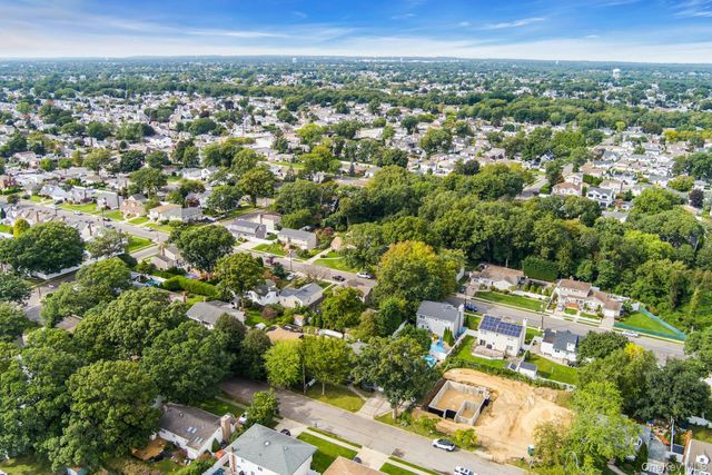 153 N Hickory Street, Massapequa, NY 11758