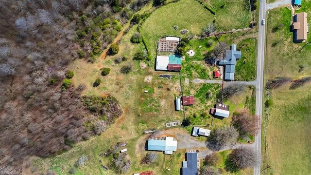 1729 Richmond Hill Church Road, Boonville, NC 27011