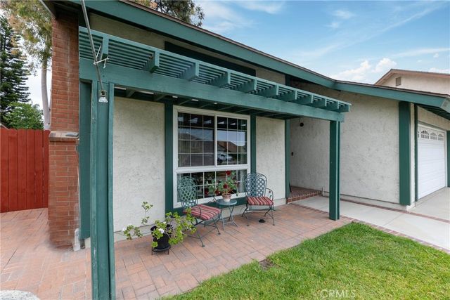 1884 N Cornet Place, Anaheim, CA 92807