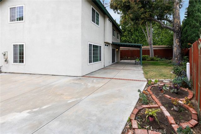1884 N Cornet Place, Anaheim, CA 92807