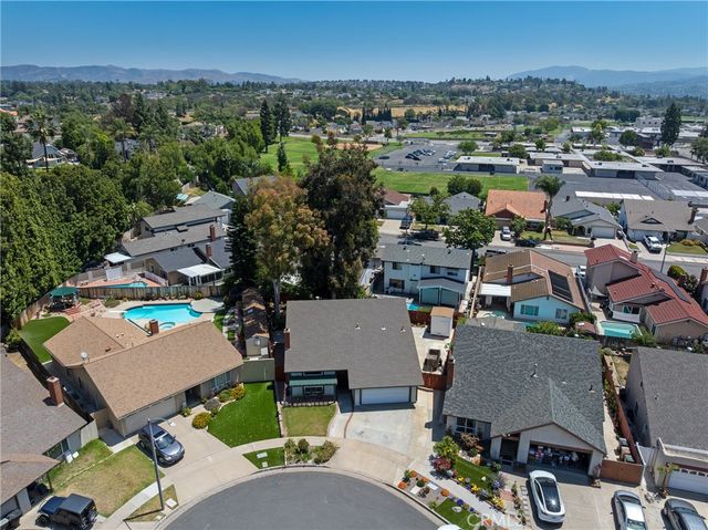 1884 N Cornet Place, Anaheim, CA 92807