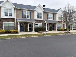 138 Weatherby Lane 138, Central Islip, NY 11722
