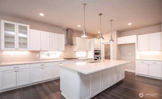 15915 261st Avenue E, Buckley, WA 98321