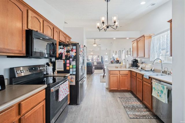 2848 Bridgestone Circle, Kokomo, IN 46902