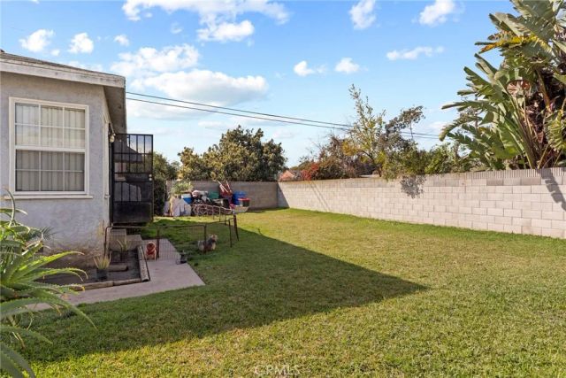 140 East 69th Way, Long Beach, CA 90805