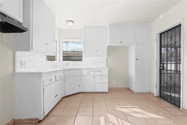 140 East 69th Way, Long Beach, CA 90805