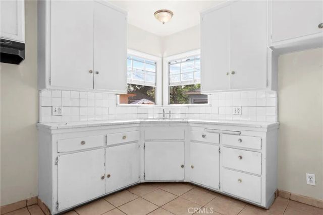 140 East 69th Way, Long Beach, CA 90805