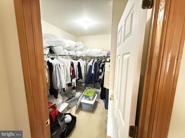 2005 PALISADES DR, Blakeslee, PA 18610