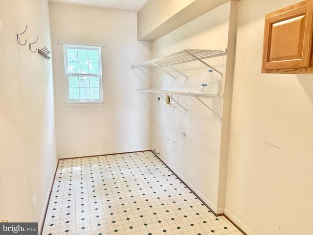 35 LIVE OAK LN, Stafford, VA 22554