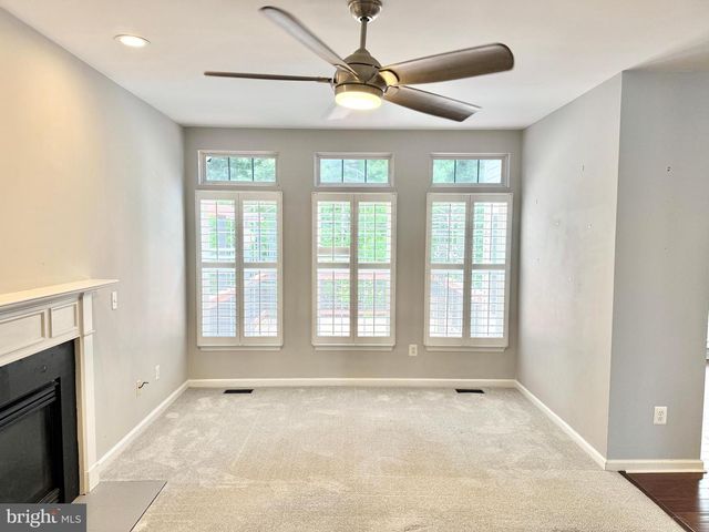35 LIVE OAK LN, Stafford, VA 22554