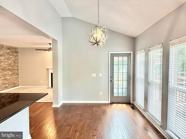 35 LIVE OAK LN, Stafford, VA 22554