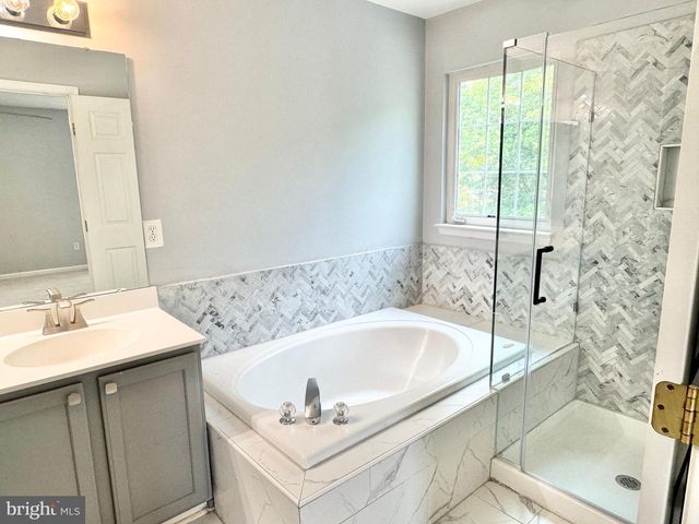 35 LIVE OAK LN, Stafford, VA 22554