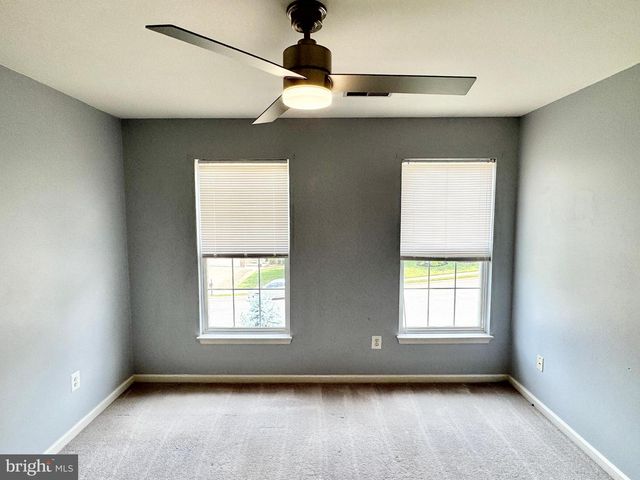 35 LIVE OAK LN, Stafford, VA 22554