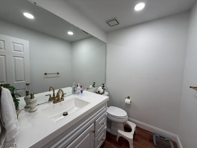 386 Waterview Rd, Bridgewater Twp., NJ 08807