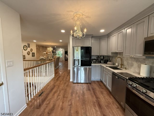 386 Waterview Rd, Bridgewater Twp., NJ 08807