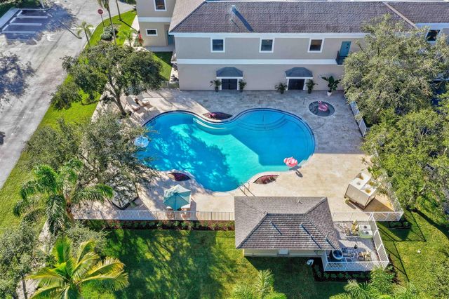 4685 N Haverhill Road B24, West Palm Beach, FL 33417