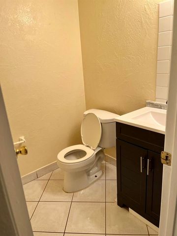 2317 SW 82nd Terrace, North Lauderdale, FL 33068