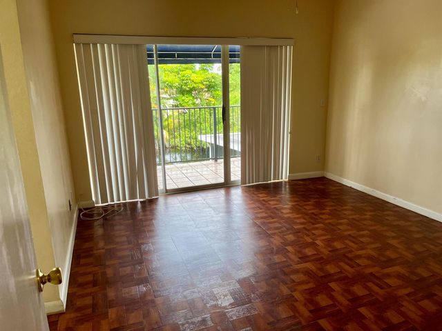 2317 SW 82nd Terrace, North Lauderdale, FL 33068