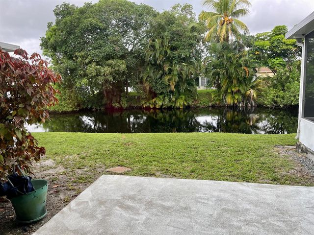 2317 SW 82nd Terrace, North Lauderdale, FL 33068