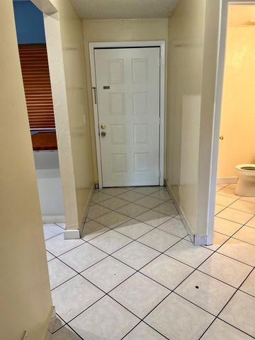 2317 SW 82nd Terrace, North Lauderdale, FL 33068
