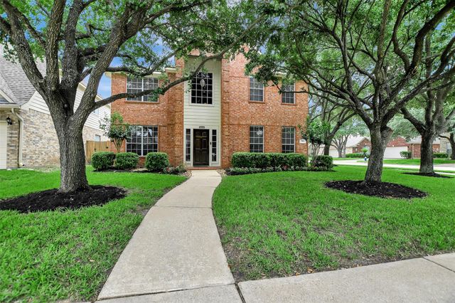 7802 Autumn Hollow Lane, Houston, TX 77041