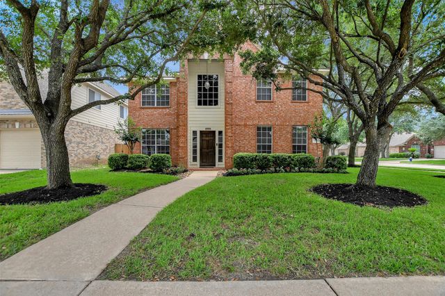 7802 Autumn Hollow Lane, Houston, TX 77041