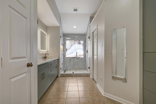 7802 Autumn Hollow Lane, Houston, TX 77041