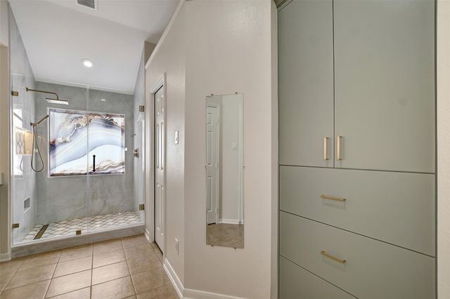 7802 Autumn Hollow Lane, Houston, TX 77041