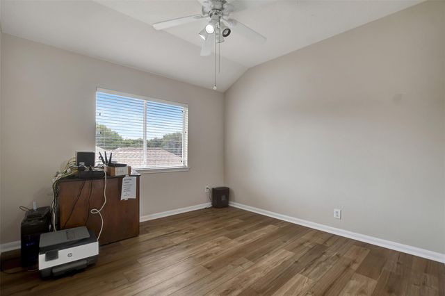 7802 Autumn Hollow Lane, Houston, TX 77041