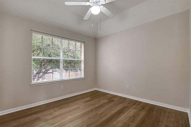 7802 Autumn Hollow Lane, Houston, TX 77041